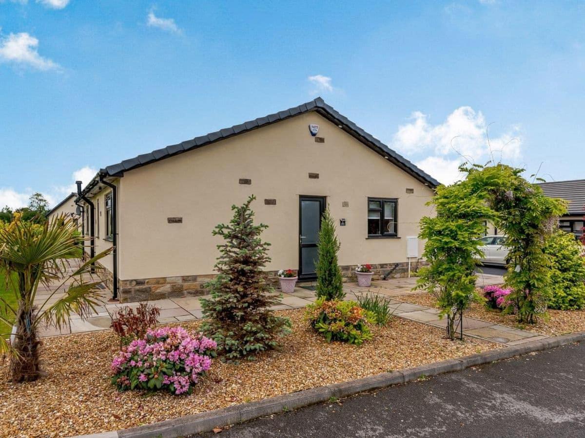 Willows Cottage Blackburn  Extérieur photo